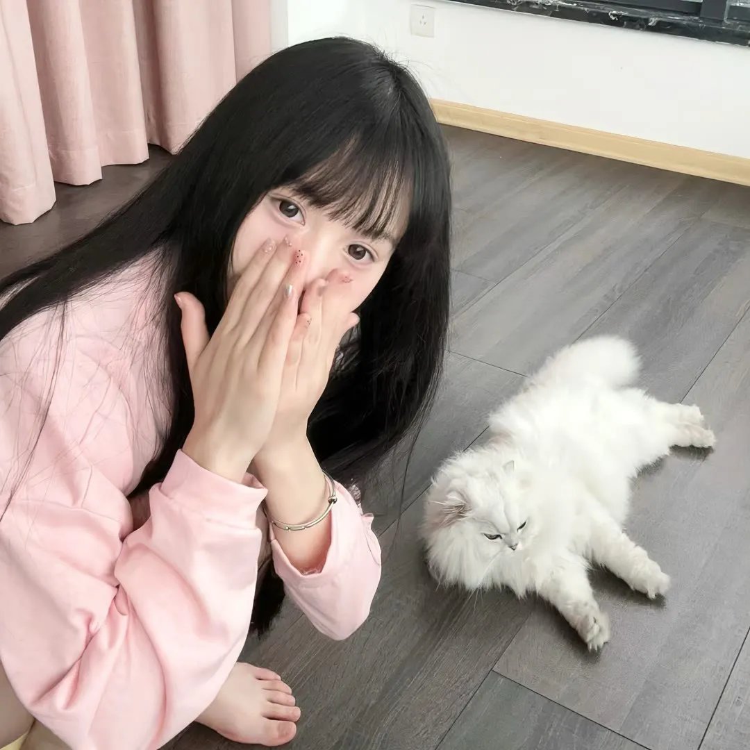 白衣校花与大长腿2